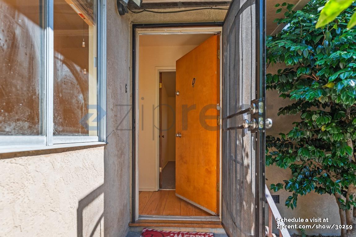 Primary Photo - 1039 47th St