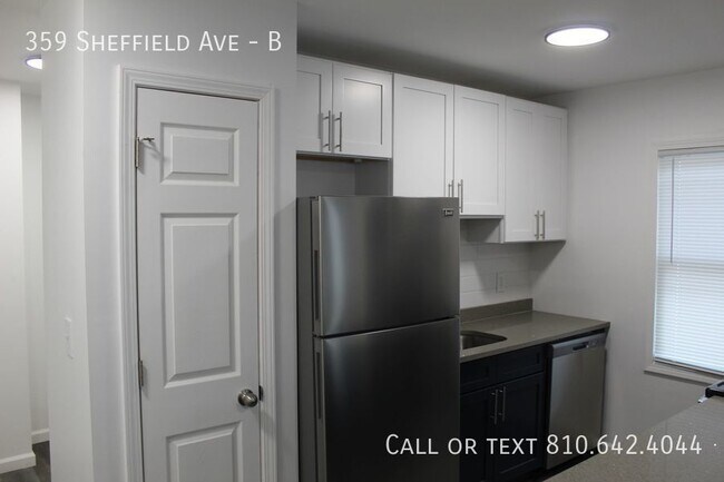 Building Photo - RENOVATED, GRANITE COUNTERTOPS, STAINLESS ...