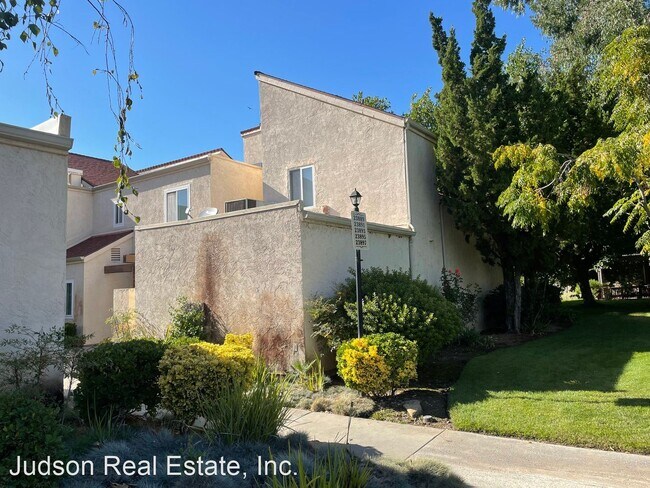 Foto del edificio - 1 br, 2 bath House - 23889 Green Haven Lane