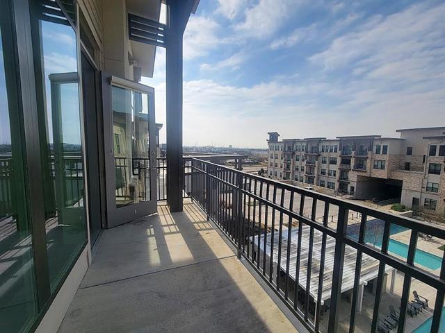 Foto del edificio - 2700 Old Denton Rd