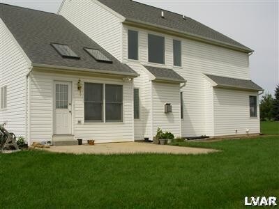 Building Photo - 5828 Meadow Dr