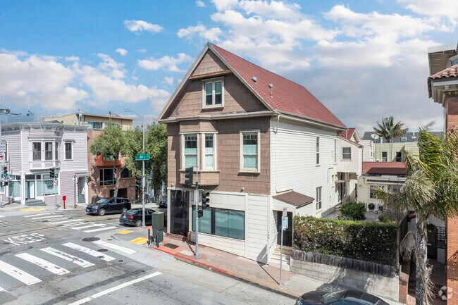 Alternate Exterior - 790-792 Bay St
