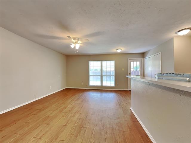 Foto del edificio - 5221 Norris Dr