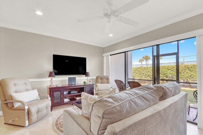 Building Photo - 1605 S US Hwy 1