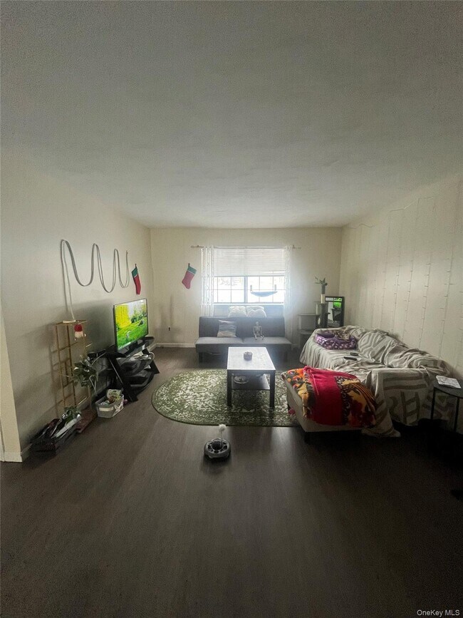 Foto del edificio - 22 Brittany Dr