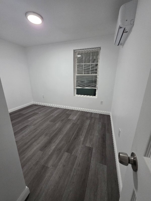 Foto del edificio - 214 Cross St