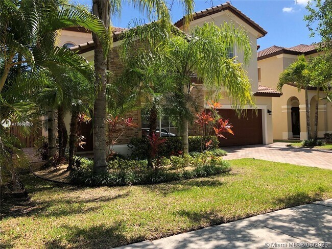 Building Photo - 867 SW 155th Ct