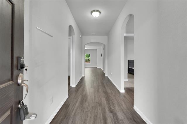 Foto del edificio - 5165 Glen Eden Dr