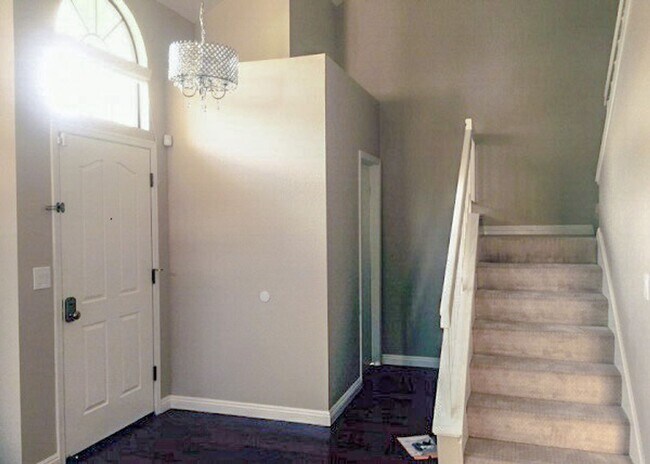 Foto del edificio - 3 Bedroom 2.5 Bath 1886sqft home in the Mi...