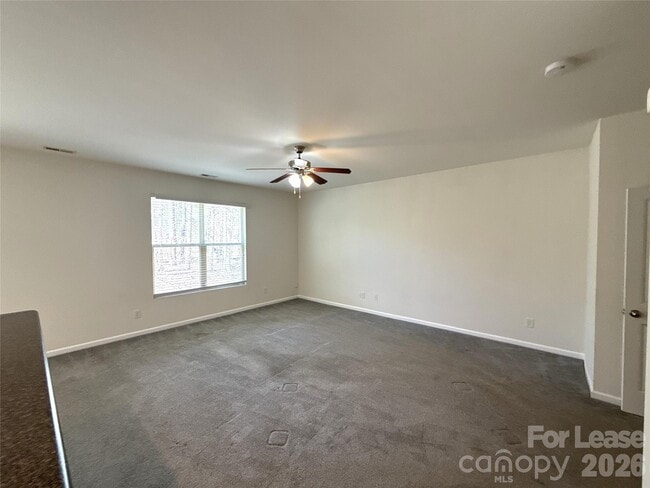 Building Photo - 354 Cornielle Ln