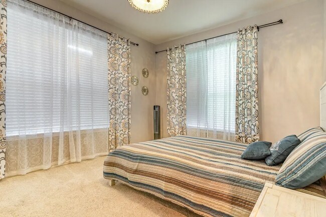 Foto del edificio - 1620 Ridgecove Dr
