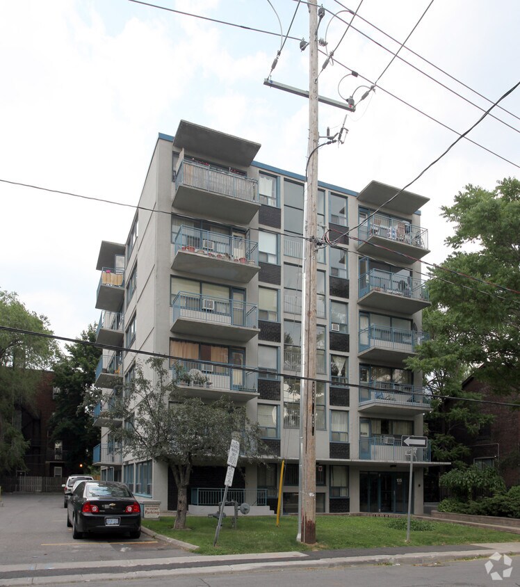 Primary Photo - 105 Raglan Ave