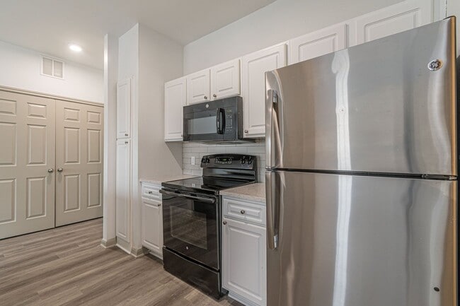 Building Photo - Stonecreek Ranch