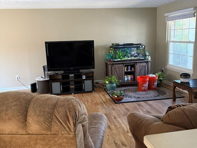 Foto del edificio - 1733 Ellenwood Dr NE