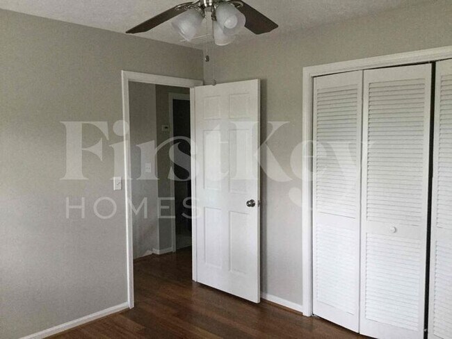 Foto del edificio - 965 Sugar Creek Dr SE