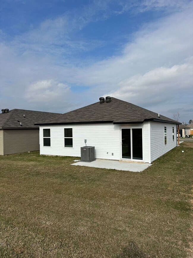 Foto del edificio - *Preleasing* NEW Three Bedroom | Two Bath Home in Maumelle!