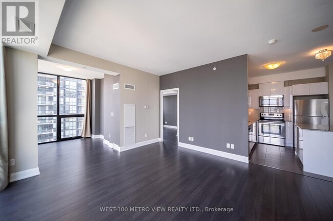 Building Photo - 2910 Hwy 7