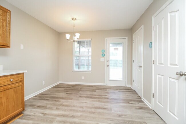 Foto del edificio - 2644 Dakota Way