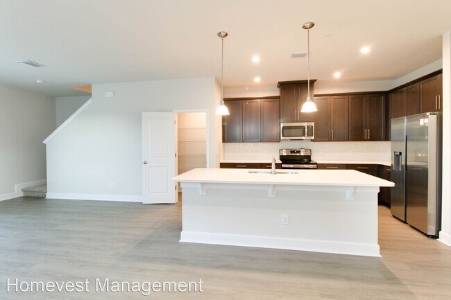 Building Photo - 3 br, 2.5 bath House - 1805 Holden Ridge Lane