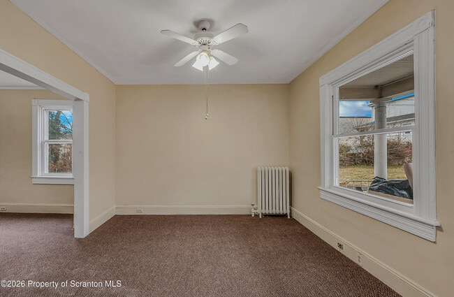 Foto del edificio - 1315-1319 Wyoming Ave