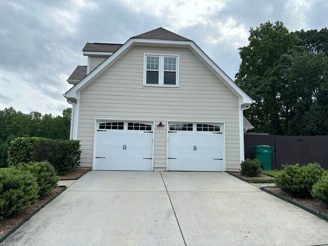 Building Photo - 4 Bedroom Single Family Home in Johns Creek