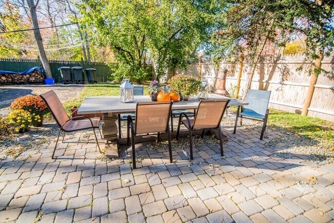 Foto del edificio - 757 Washington St