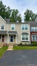 Building Photo - 47 Eusden Dr