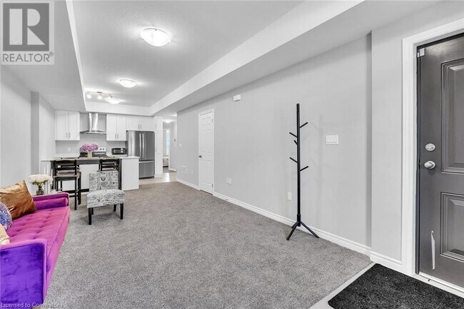 Building Photo - 60 Lomond Ln