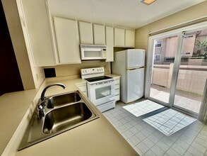 Building Photo - 8763 Gilman Dr