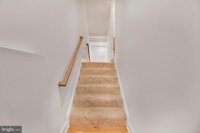 Building Photo - 7639 Stemhart Ln