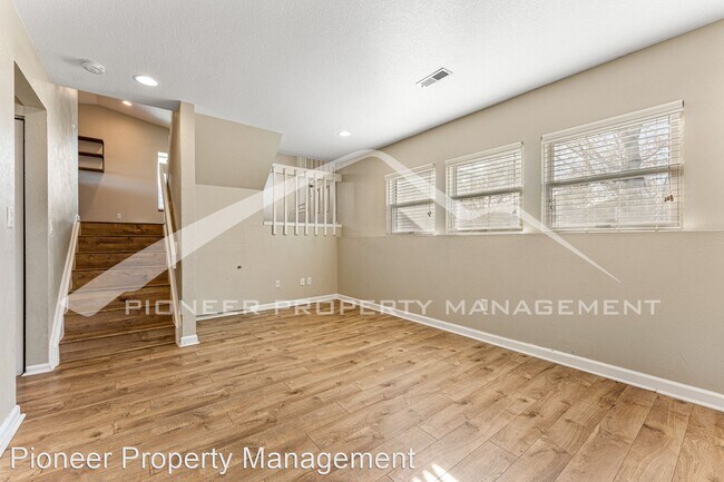 Foto del edificio - 3 br, 2 bath House - 16967 Blue Mist Cir