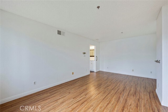 Foto del edificio - 301 N Ford Ave