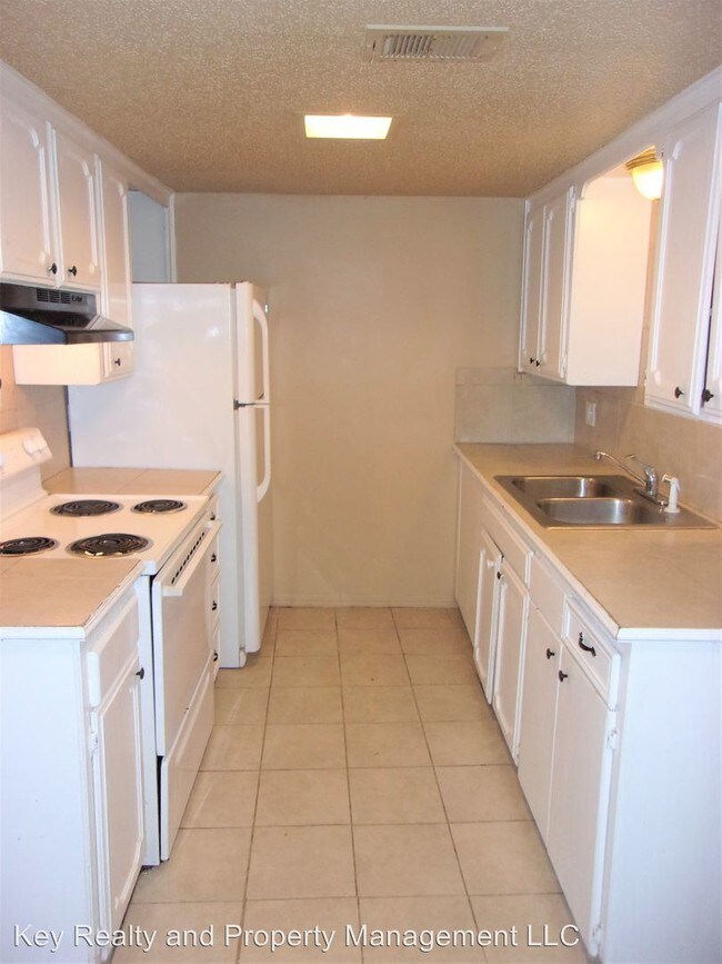 Foto del edificio - 7321 Melrose Ln