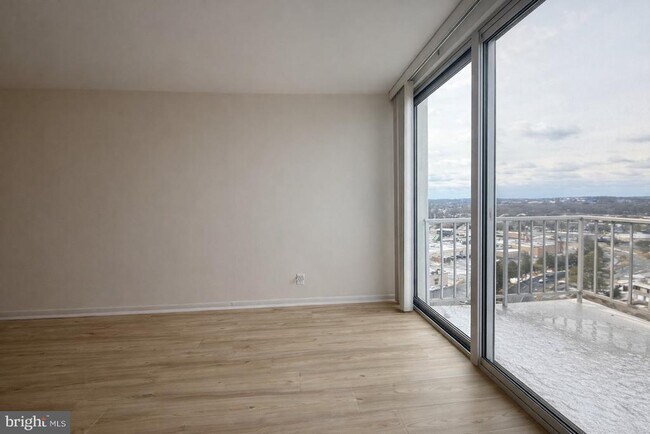 Foto del edificio - 301 N Beauregard St