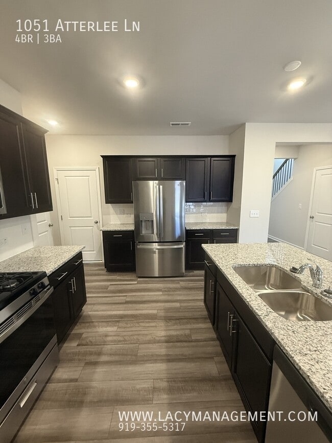 Building Photo - 1051 Atterlee Ln