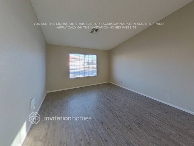 Foto del edificio - 111 Gainsway W Dr