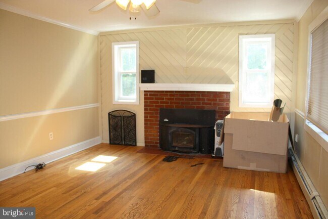 Building Photo - 97 Richboro Rd