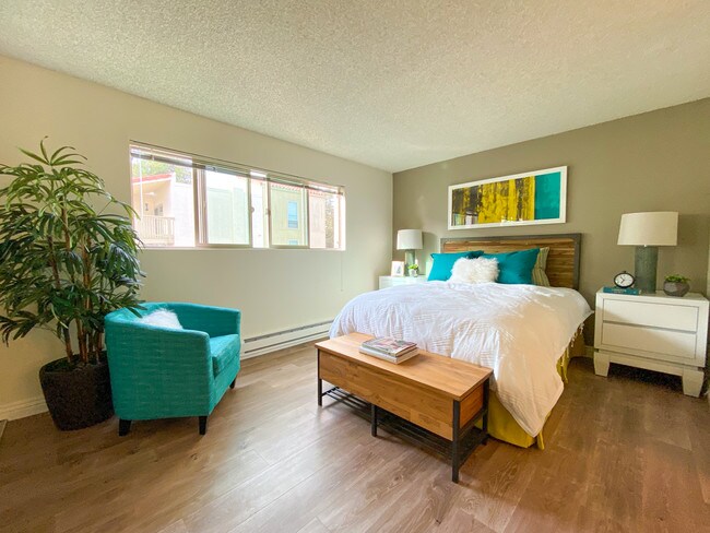 Amplia habitación - Spring Creek Apartments