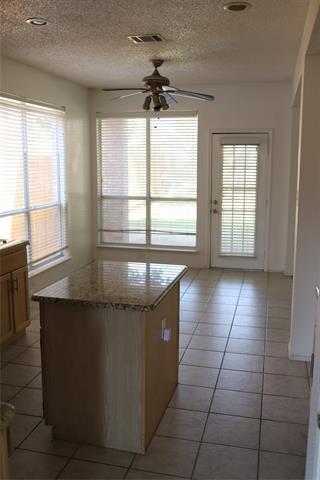 Foto del edificio - 2369 Red Maple Rd