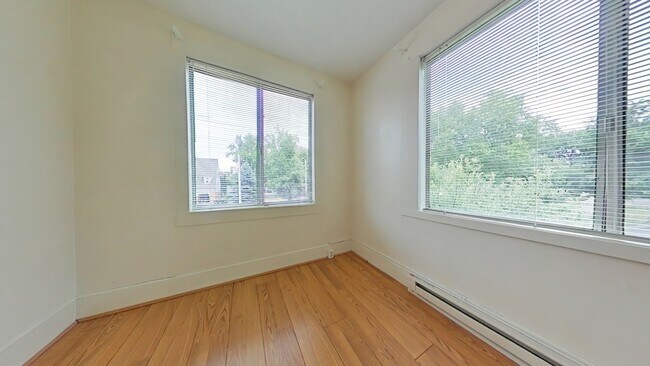 Foto del edificio - 1 Bedroom Apartment ~ Close to Campus