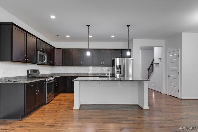 Foto del edificio - 5607 Benoni Ct