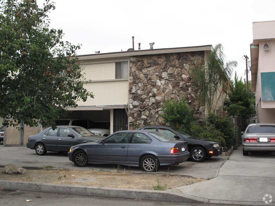 Building Photo - 11442 Califa St