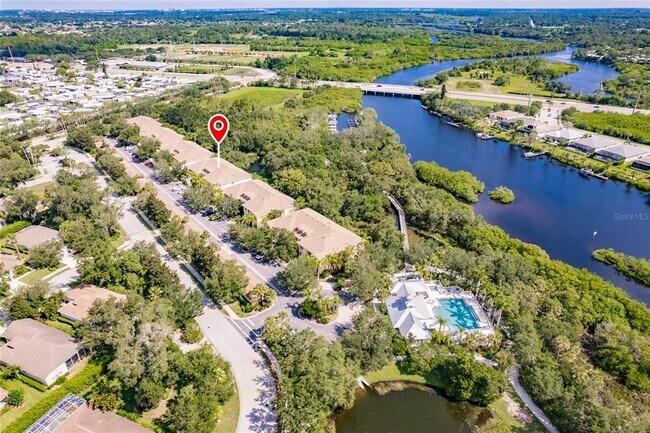 Foto del edificio - 5575 Key W Pl