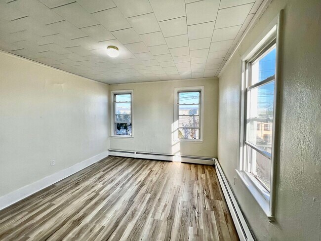 Foto del edificio - 455 Orient Way