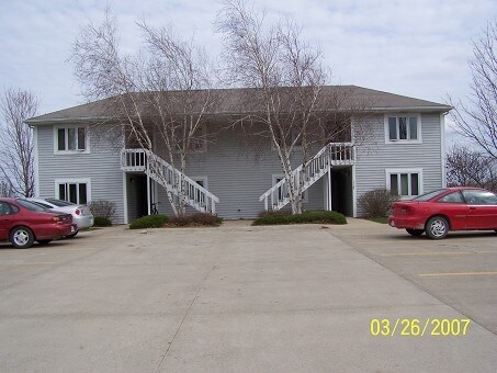Primary Photo - 1735 N Country Club Rd