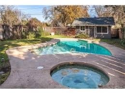 Primary Photo - 1708 Magnolia Ave