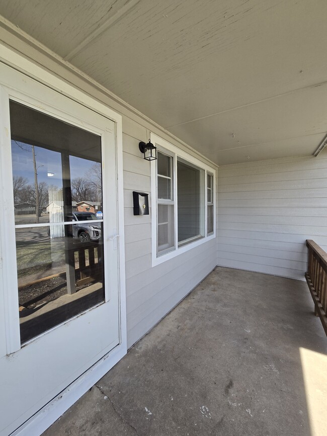 Foto del edificio - 333 N Colby Ave