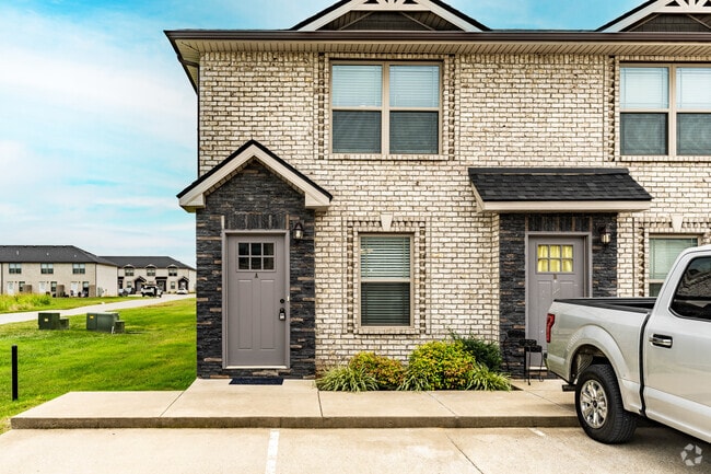 Building Photo - Rossview Villages