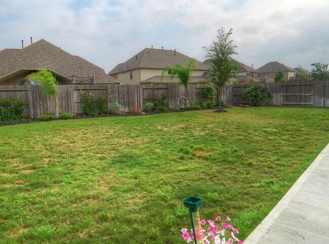 Foto del edificio - 28534 Hunters Shore Dr
