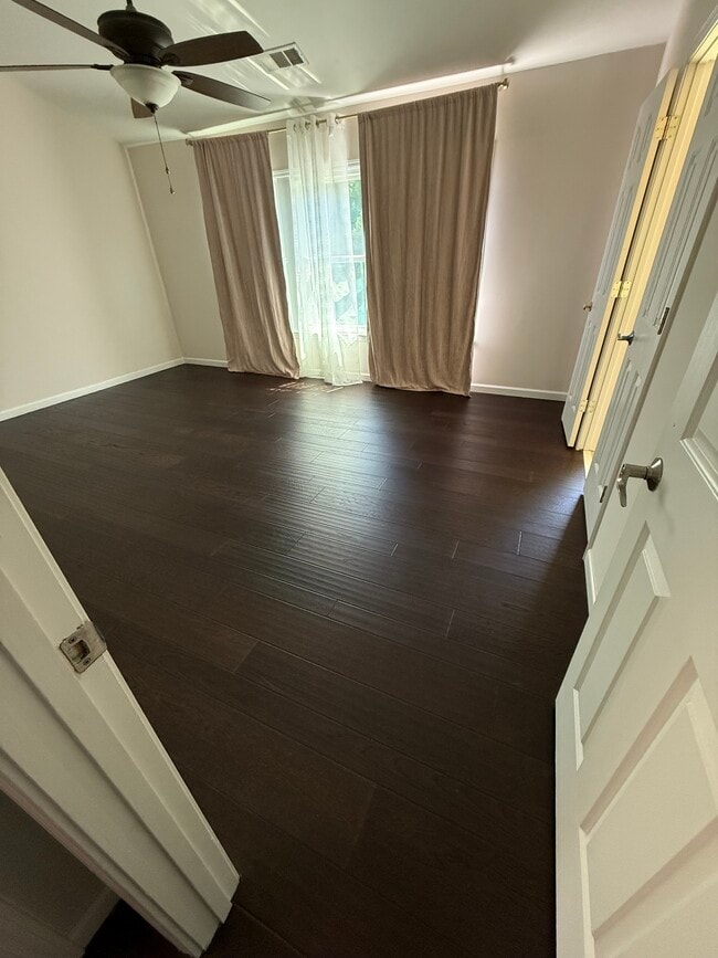 Foto del edificio - 3391 Spindletop Dr NW
